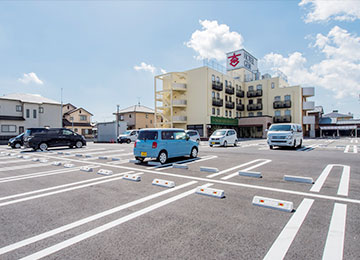 写真：無料駐車場